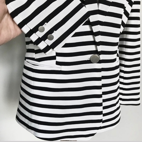 🌿Banana Republic Blazer - Picture 3 of 8